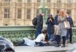 قصة مسلمة تداول صورها البريطانيون بعد "هجوم لندن