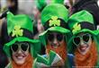 17 مارس بعيد القديس الإيرلندي باتريك. ويلبس المحتفلون ملابساً خضراء                                                                                                                                     