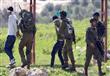 قوات إسرائيلية تعتقل فلسطنيين  ارشيفية            