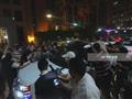 الجمهور يعترض سيارة تامر حسني لمصافحته (4)                                                                                                                                                              