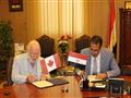 توقيع برتوكول تعاون بين جامعة المنصورة والمعهد الكندي (4)                                                                                                                                               