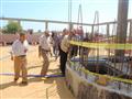 محافظ السويس يتابع أعمال الإنشاء بمحطات المياه  (4)                                                                                                                                                     