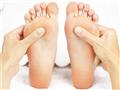 5 أعراض تظهر في قدميك تشير إلى إصابتك بمرض خطير 