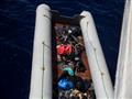السلطات البريطانية تعلن انتشال 49 مهاجرا من القنال