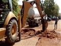 محافظ أسوان يتفقد إصلاح كسر خط المياه                                                                                                                                                                   