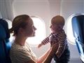 للأم المسافرة جوًا.. 7 نصائح لصحة طفلك الرضيع