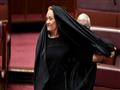 البرلمان الأسترالي ينظر فرض قواعد لزي الأعضاء بعد 