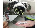 مسافرة صينية تلقي بعملات معدنية داخل محرك طائرة لأ