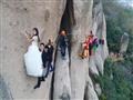 مغامرة ليلة الزفاف من أعلى جبل تشايا                                                                                                                                                                    
