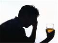 تعاطى المراهقين للكحوليات يزيد من مخاطر أمراض الكب