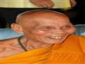 استخراج جثة راهب بوذي بعد وفاته (3)                                                                                                                                                                     