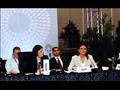 وزيرة الاستثمار خلال اجتماع المجموعة العربية بالبن