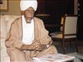 الرئيس السوداني الأسبق عبد الرحمن سوار الذهب