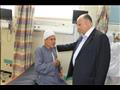 محافظ القاهرة يجري زيارة مفاجئة لمستشفى كوتشنر  (1)                                                                                                                                                     