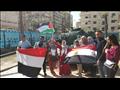 رفع علم فلسطين علي حطام دبابة إسرائيلية بمتحف بورس