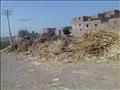 القمامة تحاصر المدخل الرئيسي لقرية عنيبس (10)