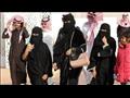 المرأة السعودية يتعين عليها ارتداء العباءة في الأم