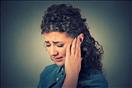 امراة تكتشف إصابتها بفقدان السمع بنسبة 40% في كل أذن بعد معاناتها من طنين الأذن 