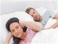أتربة السرير..4 أسباب غير معروفة للشخير