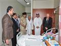 سفير مصر بالسعودية يزور المصابين (1)