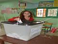 نادية مصطفى تدلي بصوتها في الانتخابات الرئاسية (4)                                                                                                                                                      