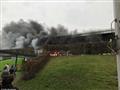 اشتعال النار بحافلة يتسبب في إخلاء جزئي لمطار ستانستد ببريطانيا  (2)                                                                                                                                    