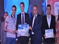   صيدلي مصري يفوز بالمركز الأول في مسابقة "مختبر ا