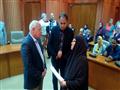 محافظ بورسعيد يسلم شهادات أمان لأسر الشهداء (5)                                                                                                                                                         