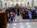 توافد أسر شهداء مذبحة داعش إلى كنيسة الإيمان والوطن (5)                                                                                                                                                 