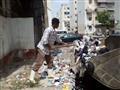 عمال النظافة ينظفون شوارع بورسعيد بنهار رمضان                                                                                                                                                           