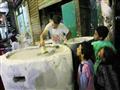 الأطفال يتابعون خطوات صناعة الكنافة البلدي (6)                                                                                                                                                          