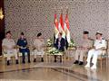 الرئيس يجتمع مع قادة القوا​ت المسلحة (1)