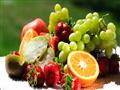 فاكهة شهيرة تحارب الكوليسترول وتحميك من مرض خطير 