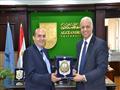 جامعة الإسكندرية تكرم الفائزين بجوائز اكاديمية البحث العلمي (3)                                                                                                                                         