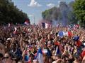 احتفالات في شوارع فرنسا  (6)                                                                                                                                                                            