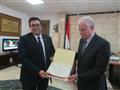 تكريم وكيل وزارة التعليم  لمحافظ جنوب سيناء  (3)