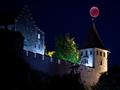 البرج في قلعة Laufen في سويسر للمصور ميلاني دوشين