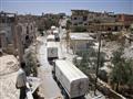 شاحنات تابعة للهلال الاحمر السوري تنقل مساعدات انس