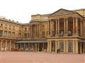  25 عامًا على افتتاحه للجمهور.. أسرار وخبايا قصر باكنجهام البريطاني                                                                                                                                     
