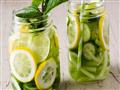 يساعد النعناع والليمون على علاج عسر الهضم وإزالة السموم