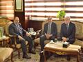 وزير التنمية المحلية يناقش تنمية سيناء