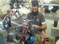 حسام مصطفى أبوالعز صانع أحذية مهنته ترتبط بالعام الدراسي                                                                                                                                                