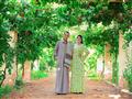التقطا-عروسين-مجموعة-صور-بالزي-الفلاحي-وسط-الطبيعة-الخضراء-(2)