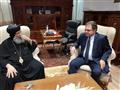 السفير المصري بفرنسا يزور الكنيسة الأرثوذكسية (1)