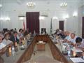 محافظ المنيا مع رؤساء المدن ومديريي الإدارا ت التع