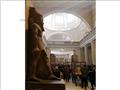 إقبال السياح على المتحف المصري