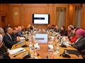 وزراء التخطيط والإنتاج الحربي خلال الاجتماع (2)