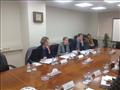 وزير المالية خلال اجتماعه مع المسئولين الفرنسيين  (7)