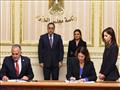 توقيع اتفاقيات بمجلس الوزراء (1)