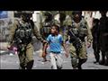 طفل فلسطيني في قبضة قوات الاحتلال